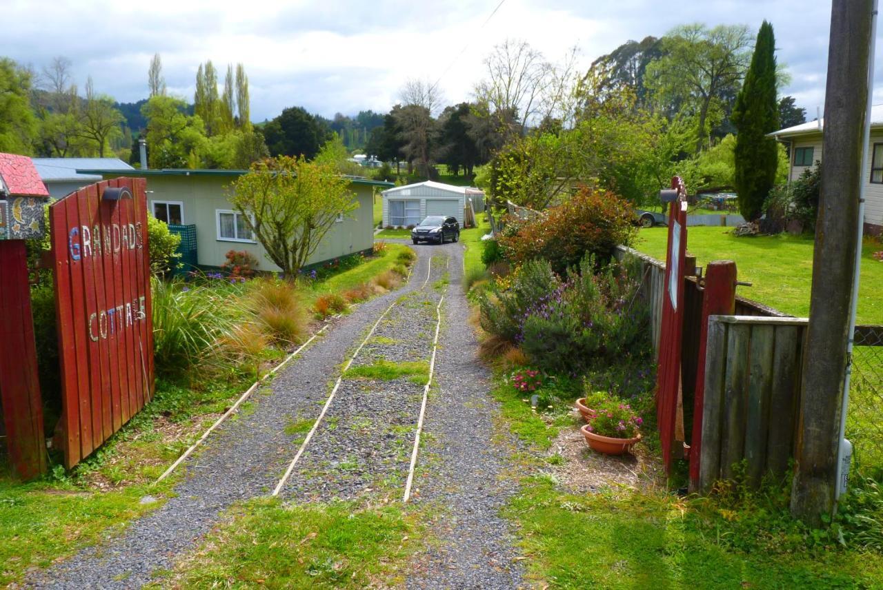 Grandad'S Homestay 298 Taumarunui Bagian luar foto