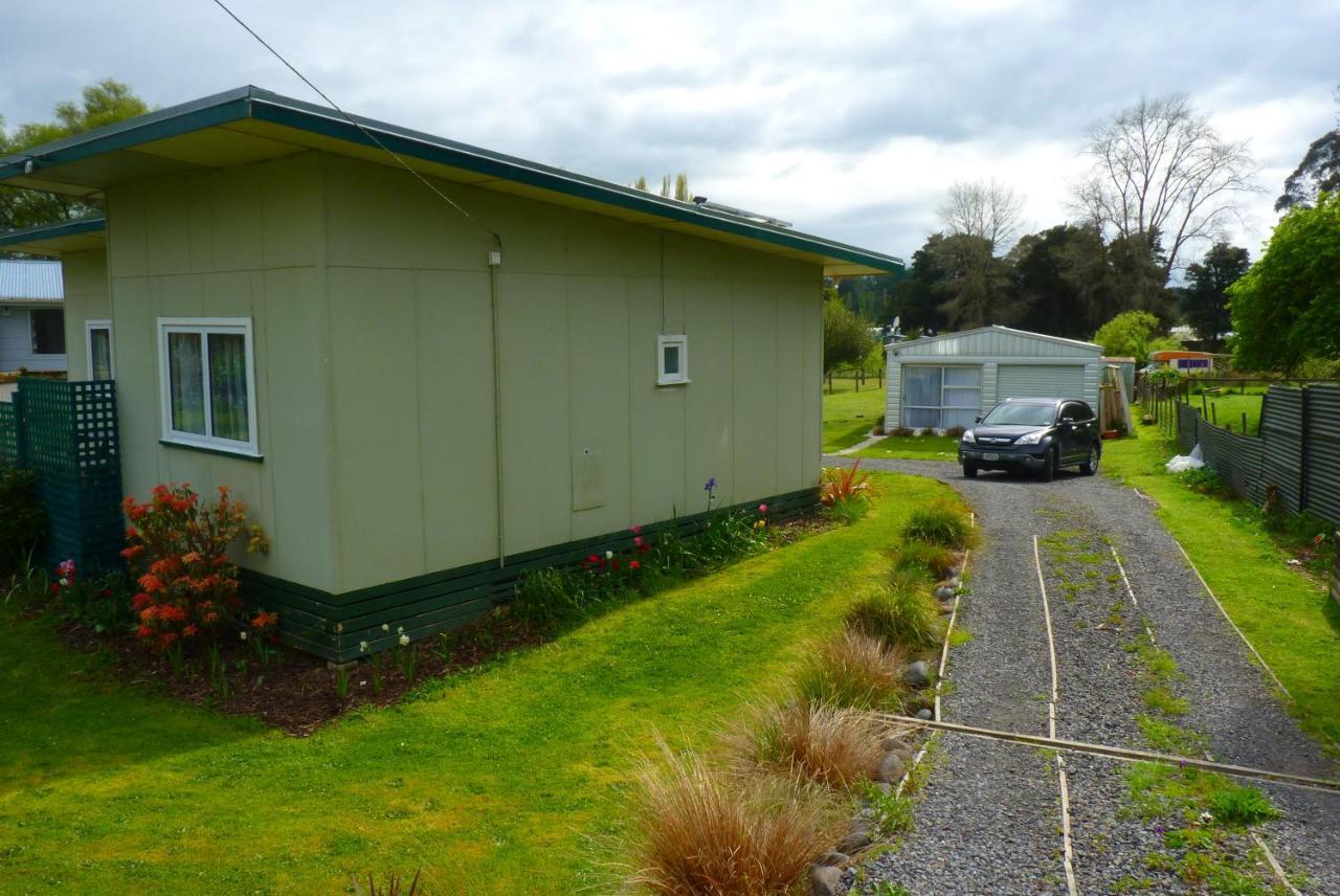 Grandad'S Homestay 298 Taumarunui Bagian luar foto